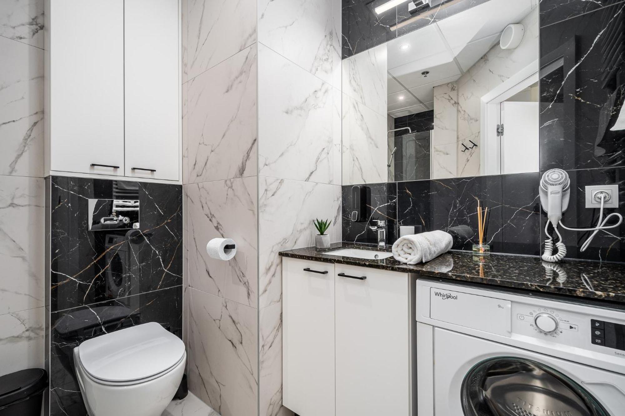 Warsview Apartments Varşova Dış mekan fotoğraf
